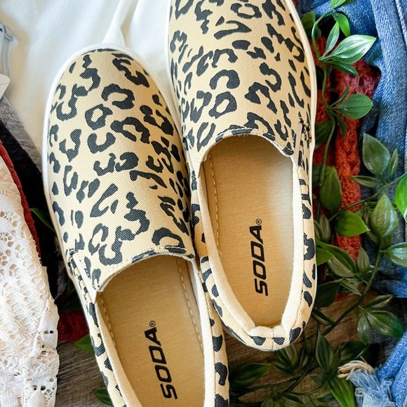 Leopard Canvas Slip On Sneakers - Picture 6 of 6